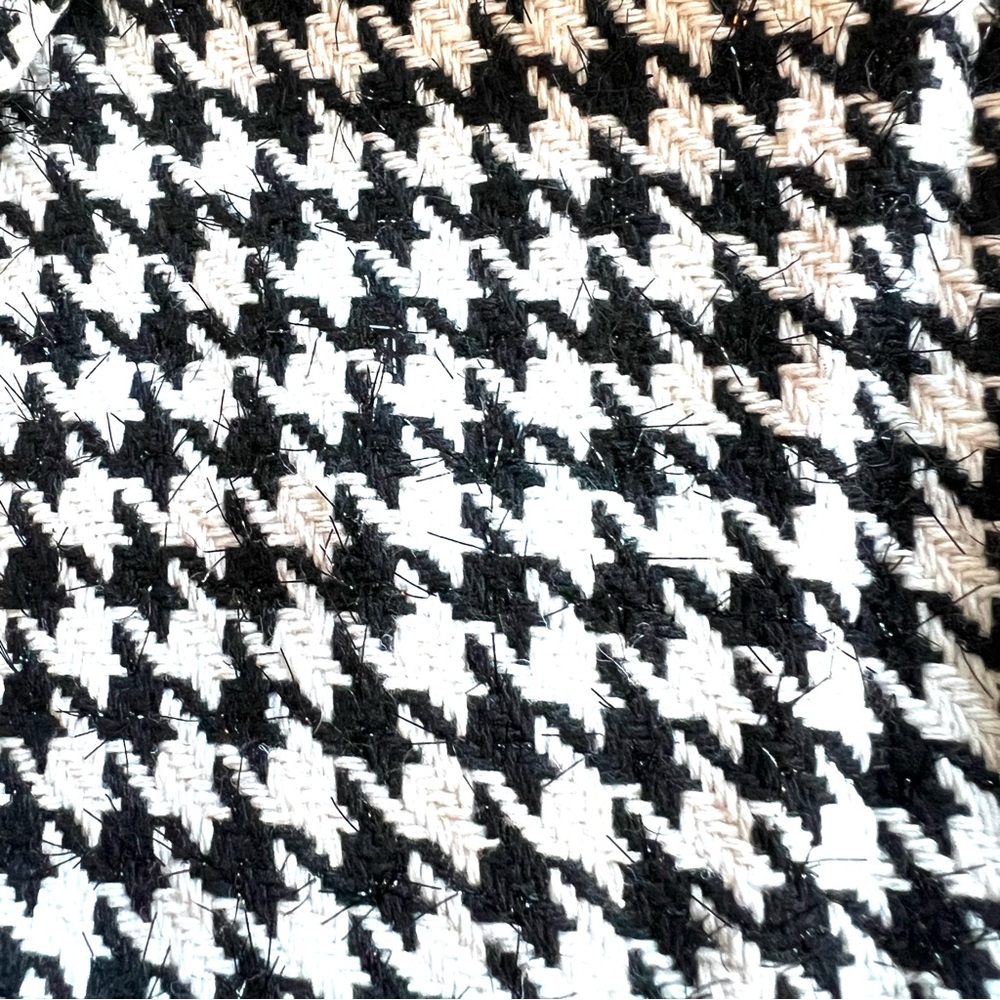 WAYF Women’s Houndstooth Shirt, Jacket - Picture 13 of 16
